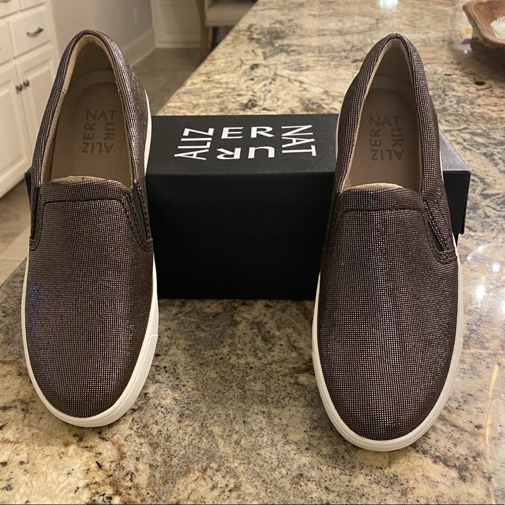 Naturalizer - Marianne - Deep Silver Espadrilles